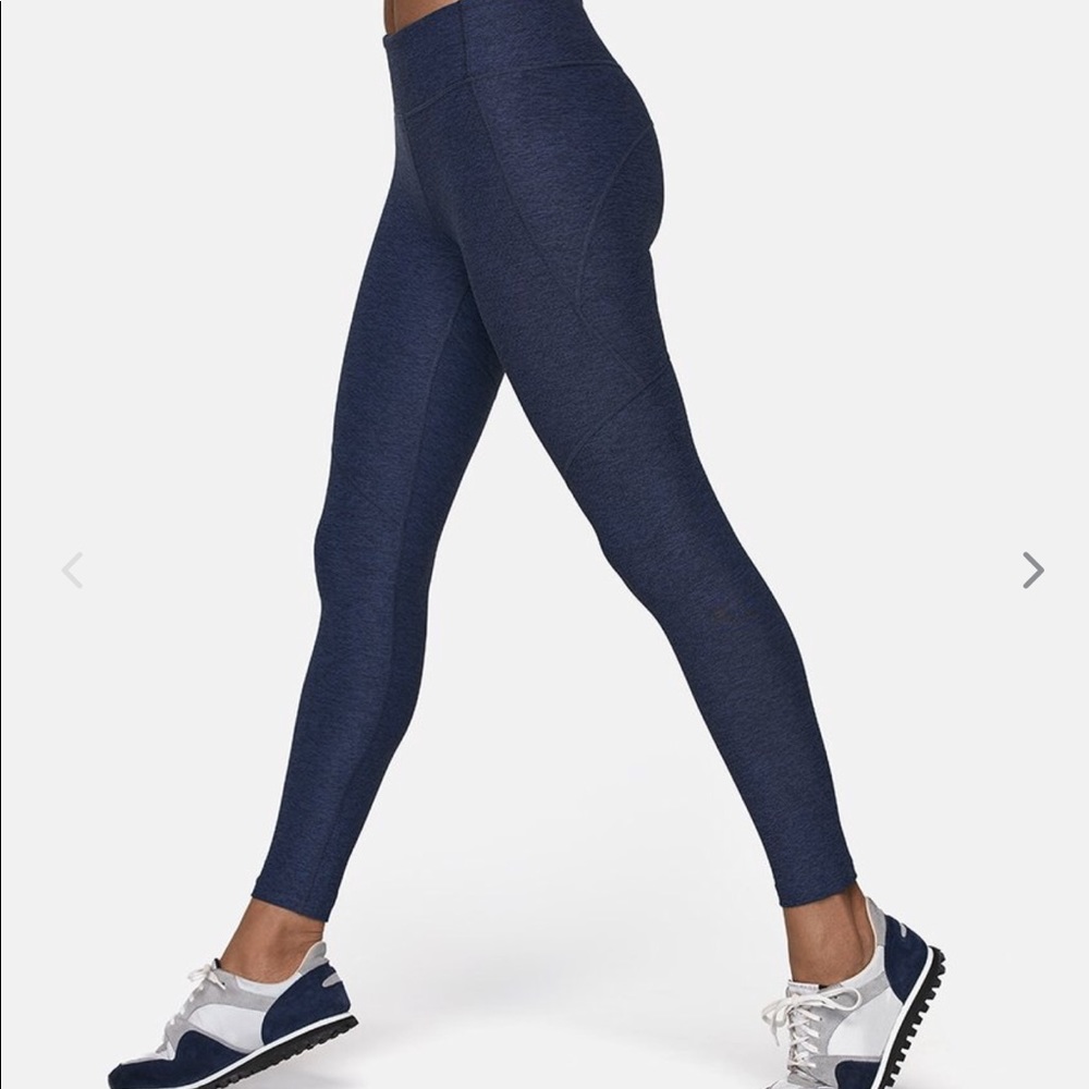 Small Navy Outdoor Voices 7/8 Warmup Leggings